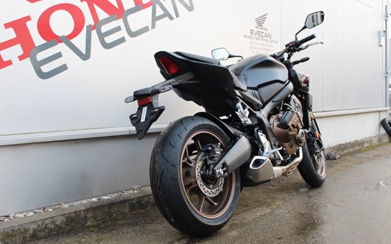 Gebrauchtmotorrad Honda CB650R E-Clutch - Bild 13