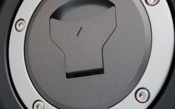 Gebrauchtmotorrad Honda CB650R E-Clutch - Bild 20