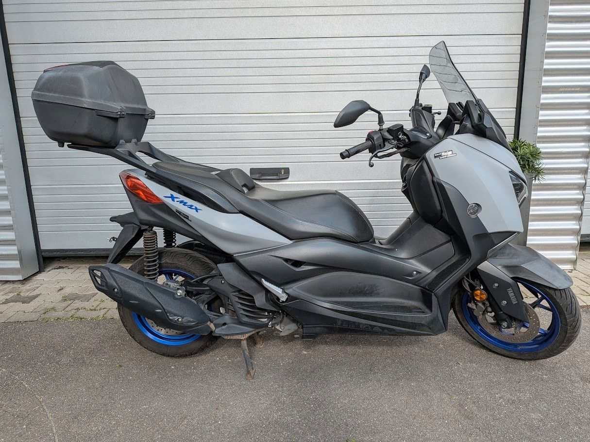 Yamaha XMAX 125