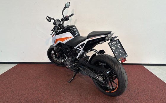 Gebrauchtmotorrad KTM 390 Duke - Bild 6