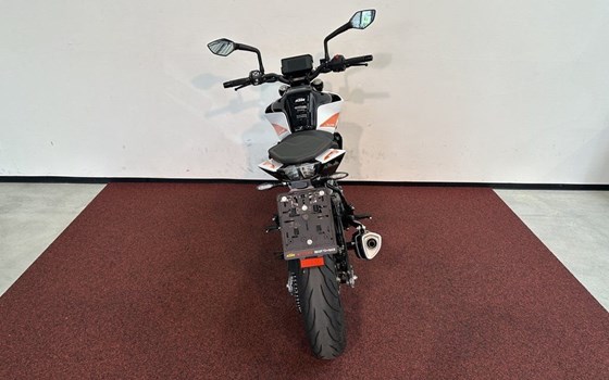 Gebrauchtmotorrad KTM 390 Duke - Bild 7