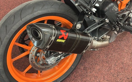 Gebrauchtmotorrad KTM 125 Duke - Bild 10