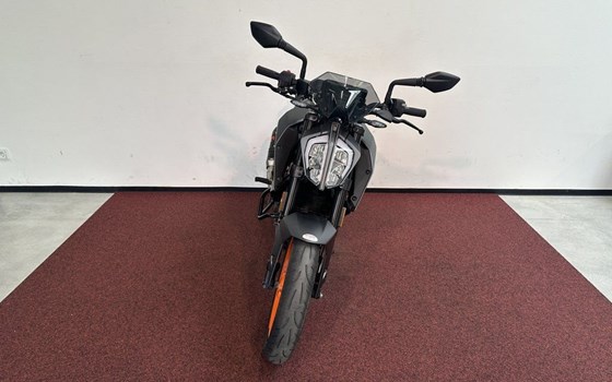 Gebrauchtmotorrad KTM 125 Duke - Bild 3