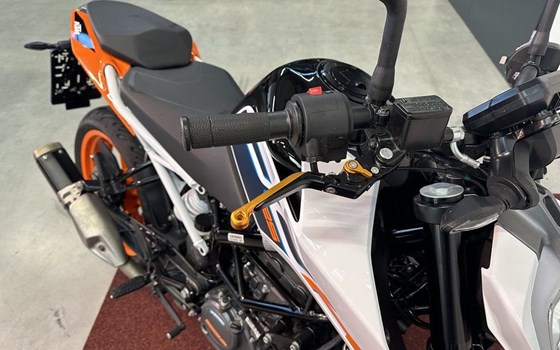Gebrauchtmotorrad KTM 125 Duke - Bild 12