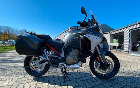Gebrauchtmotorrad Ducati Multistrada V4 S - Bild 1