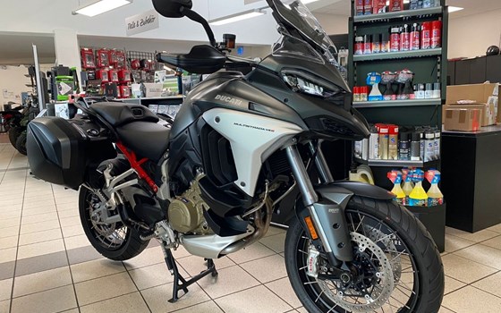 Gebrauchtmotorrad Ducati Multistrada V4 S - Bild 3