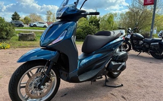 Gebrauchtmotorrad Piaggio Beverly 400 - Bild 7