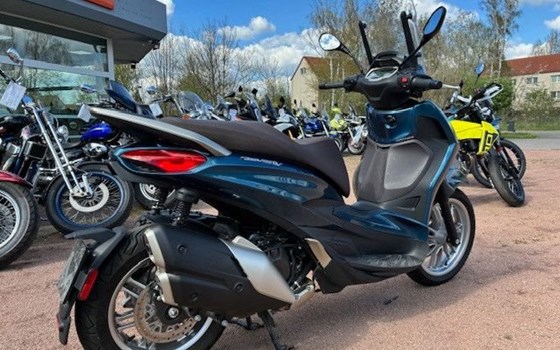 Gebrauchtmotorrad Piaggio Beverly 400 - Bild 9