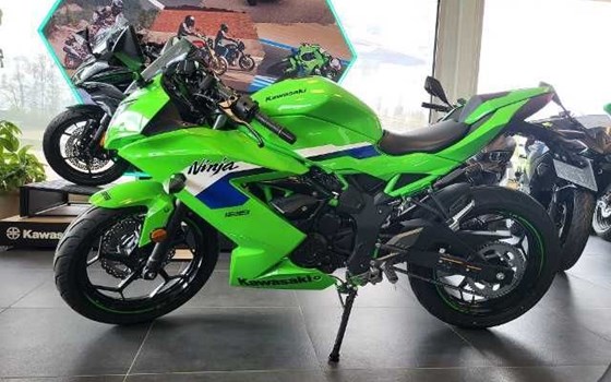 Gebrauchtmotorrad Kawasaki Ninja 125 - Bild 2