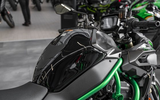 Gebrauchtmotorrad Kawasaki Z H2 SE - Bild 7