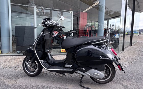 Gebrauchtmotorrad Vespa GTS 125 Super - Bild 4