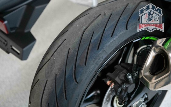 Gebrauchtmotorrad Kawasaki Ninja ZX-10R - Bild 10