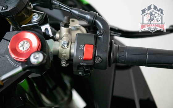 Gebrauchtmotorrad Kawasaki Ninja ZX-10R - Bild 7