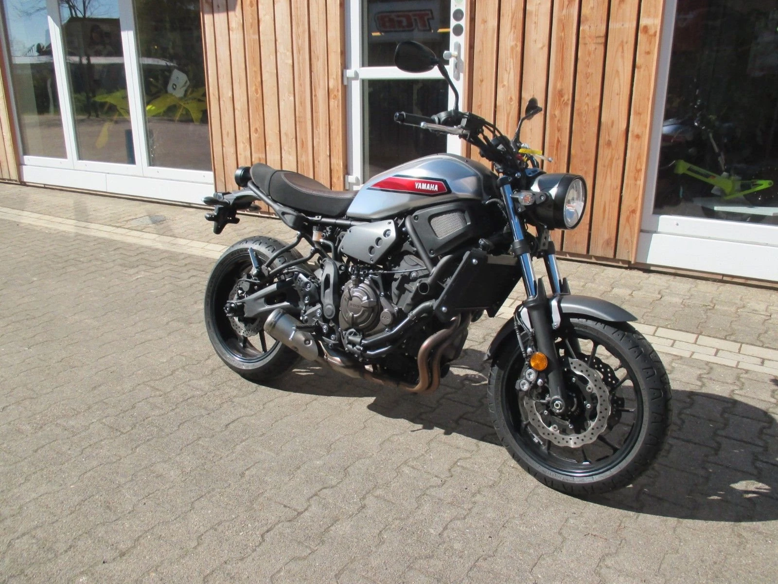 Yamaha XSR700