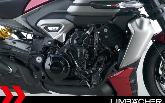 Gebrauchtmotorrad Ducati XDiavel V4 - Bild 21