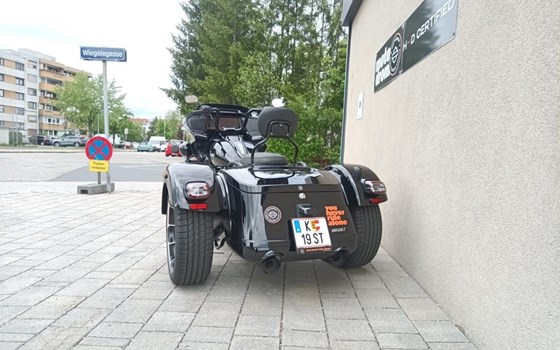 Gebrauchtmotorrad Harley-Davidson Road Glide 3 - Bild 8