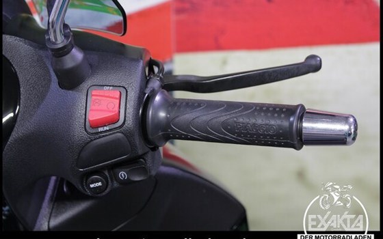 Gebrauchtmotorrad Piaggio Beverly 350 S - Bild 18