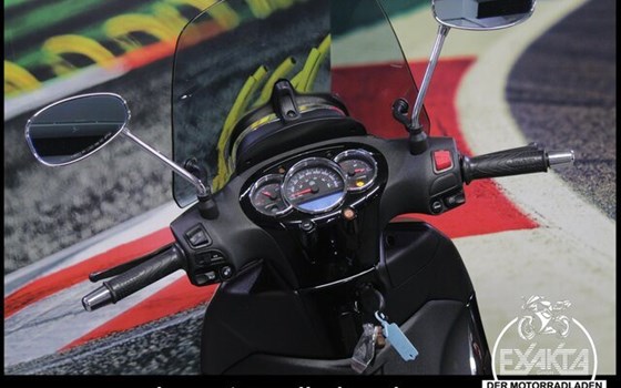 Gebrauchtmotorrad Piaggio Beverly 350 S - Bild 9