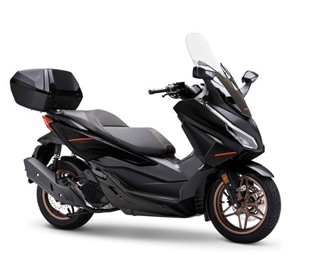 Neumotorrad Honda Forza 125