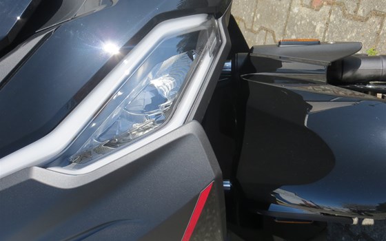 Gebrauchtmotorrad Honda Forza 125 Special Edition - Bild 10