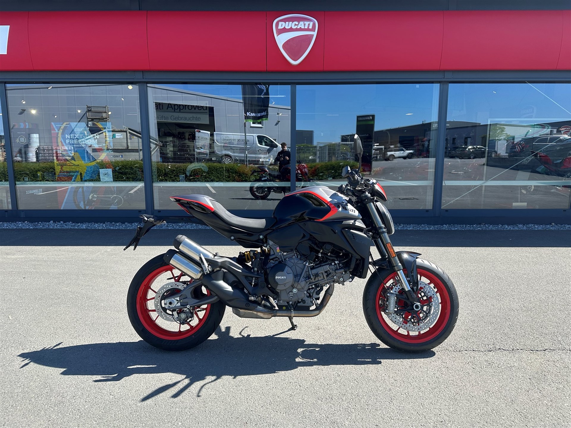 Ducati Monster +