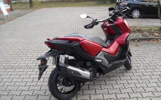 Gebrauchtmotorrad Honda ADV350 - Bild 3