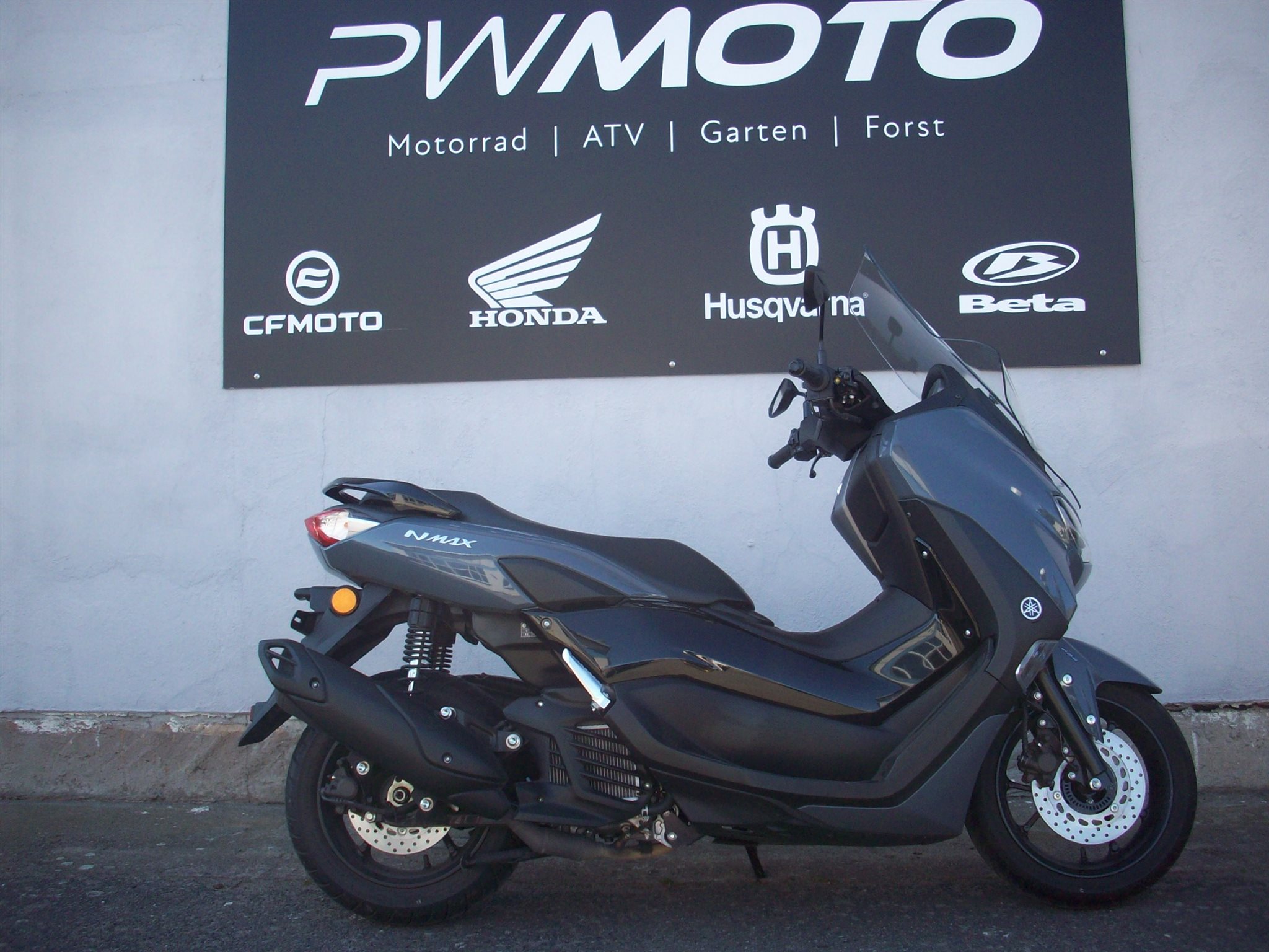 Yamaha NMAX 125