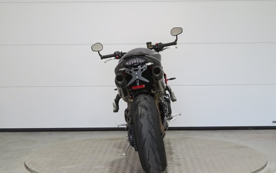 Gebrauchtmotorrad Triumph Speed Triple R - Bild 6