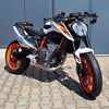 KTM 890 Duke R