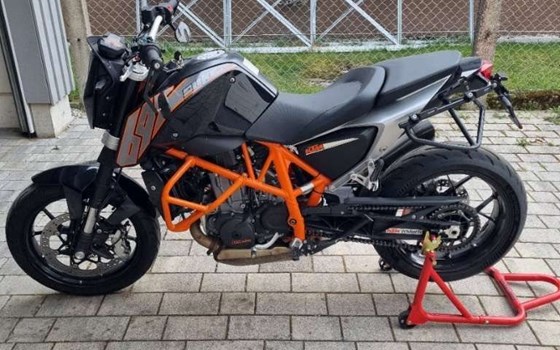 Gebrauchtmotorrad KTM 690 Duke - Bild 1