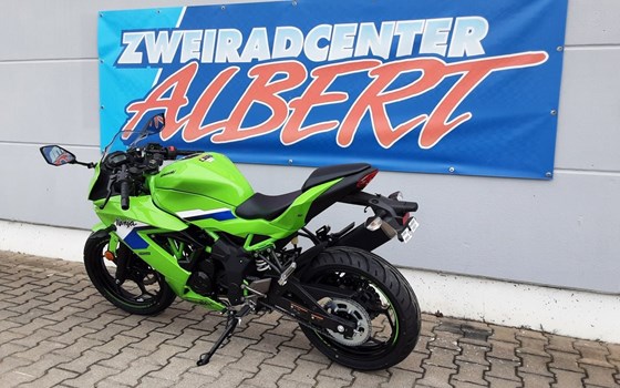 Gebrauchtmotorrad Kawasaki Ninja 125 - Bild 7