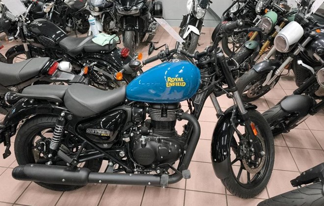 Royal Enfield Meteor 350 Fireball