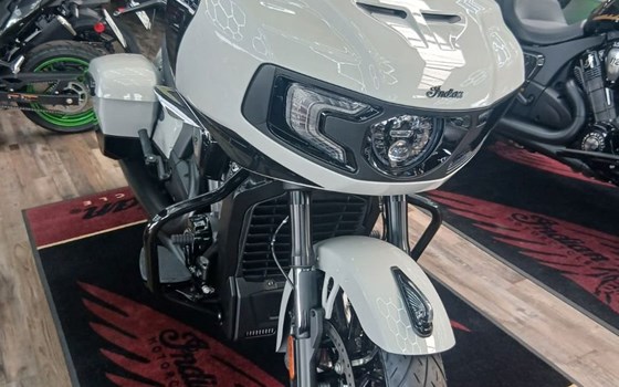 Neufahrzeug Indian Challenger Dark Horse - Bild 4