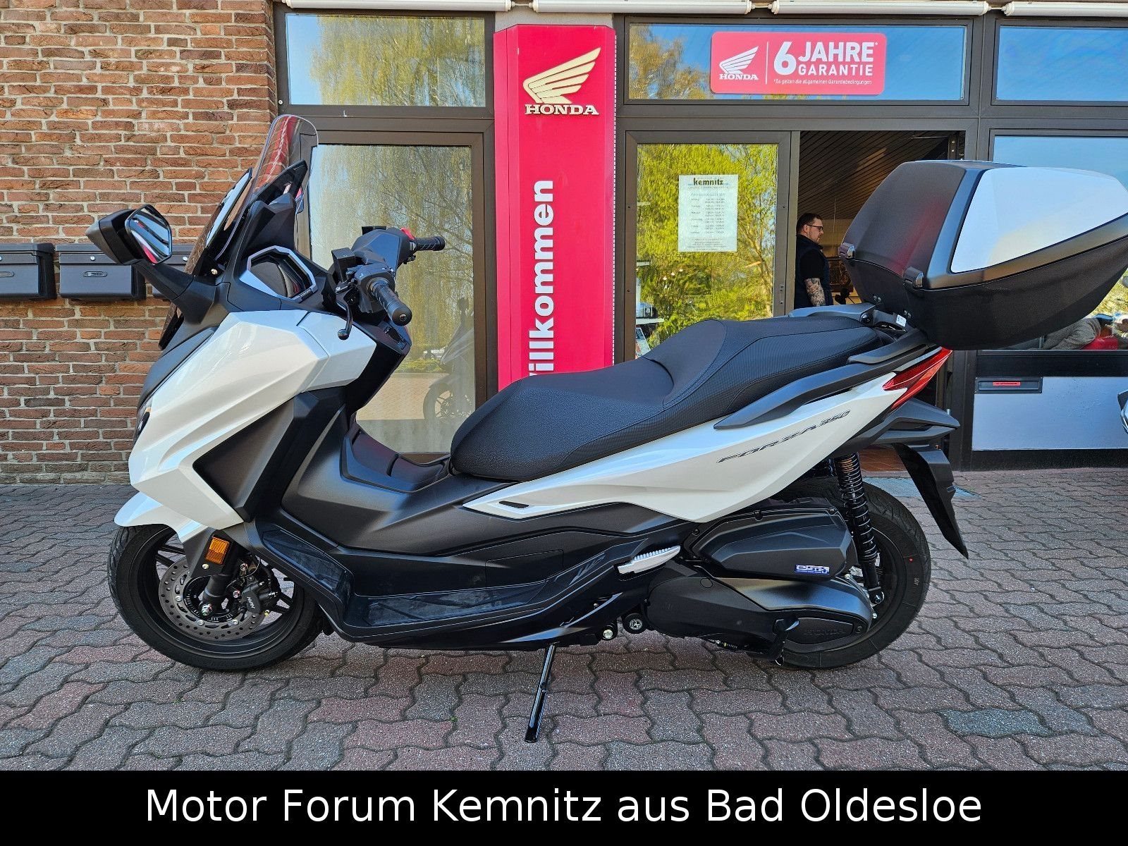 Honda Forza 350