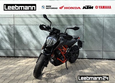 GEBRAUCHTFAHRZEUG KTM 390 Duke