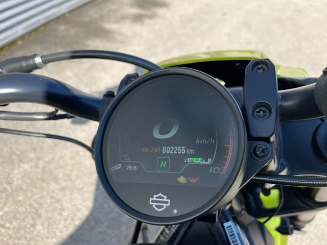 Harley-Davidson Sportster S RH1250S (grün) - Bild 15