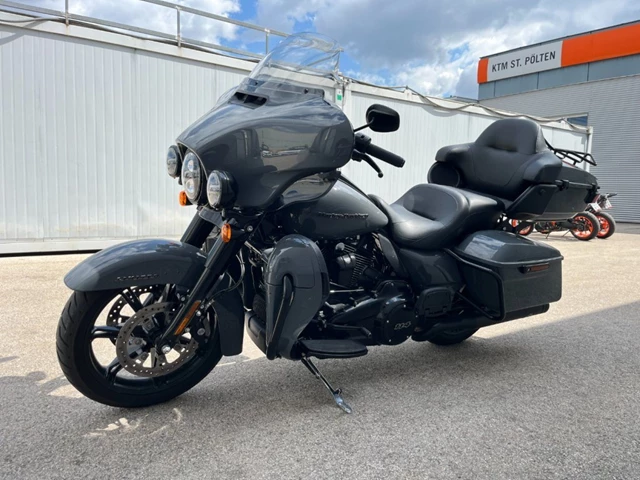 Harley-Davidson FLHTK Electra Glide Ultra Limited (schwarz) - Bild 10