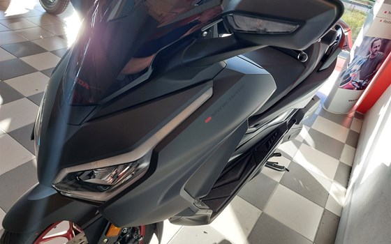 Gebrauchtmotorrad Honda Forza 125 Special Edition - Bild 10