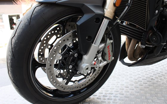 Gebrauchtmotorrad Triumph Speed Triple S - Bild 16