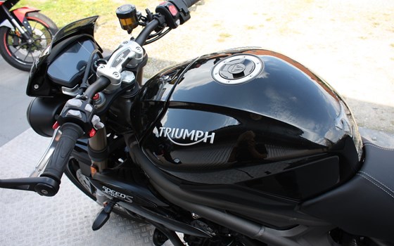 Gebrauchtmotorrad Triumph Speed Triple S - Bild 17