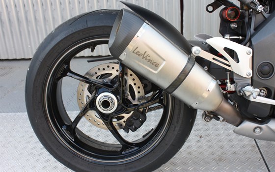 Gebrauchtmotorrad Triumph Speed Triple S - Bild 6