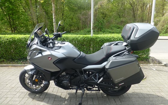 Gebrauchtmotorrad Honda NT1100 DCT - Bild 6