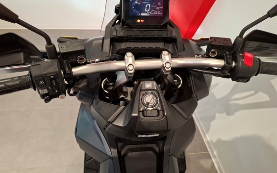 Gebrauchtmotorrad Honda ADV350 - Bild 12