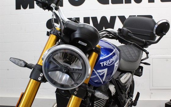 Motorrad Occasion Triumph Speed 400 - Bild 6