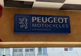 Neumotorrad Peugeot Metropolis Active