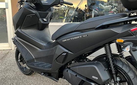 Neufahrzeug Kymco Sky Town 125i ABS - Bild 6