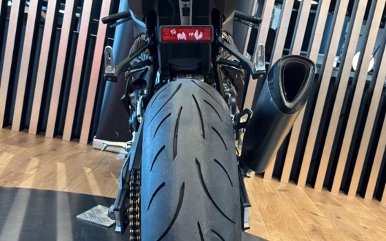 Gebrauchtmotorrad BMW S 1000 RR - Bild 7