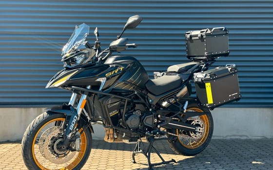 Gebrauchtmotorrad QJ Motor SRT 900 SX - Bild 1