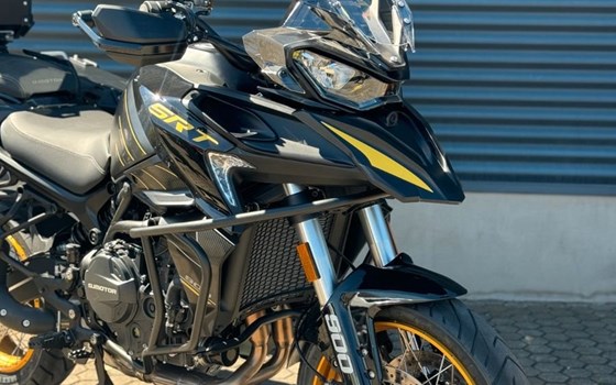 Gebrauchtmotorrad QJ Motor SRT 900 SX - Bild 3