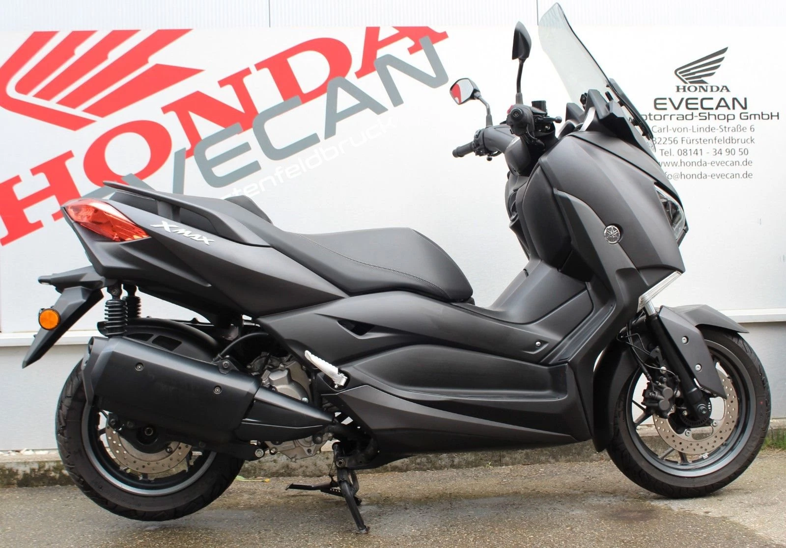 Yamaha XMAX 300